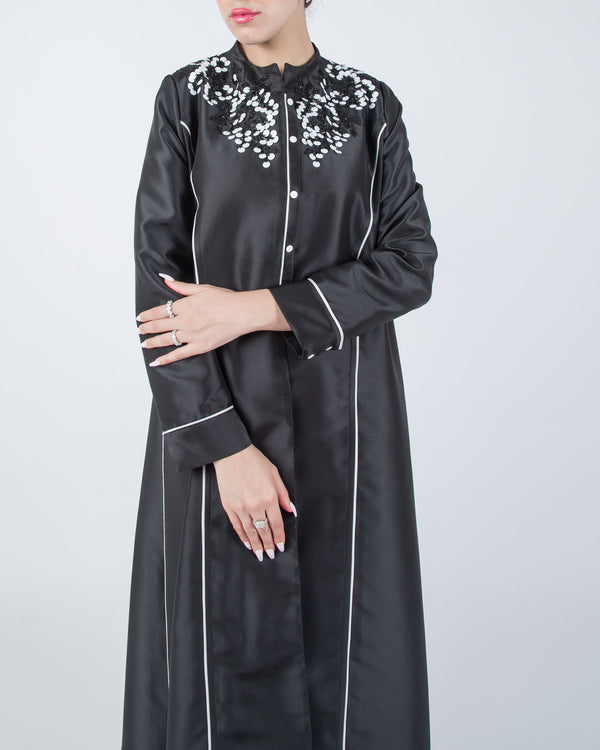 COAT IN SATIN WITH SHEIK