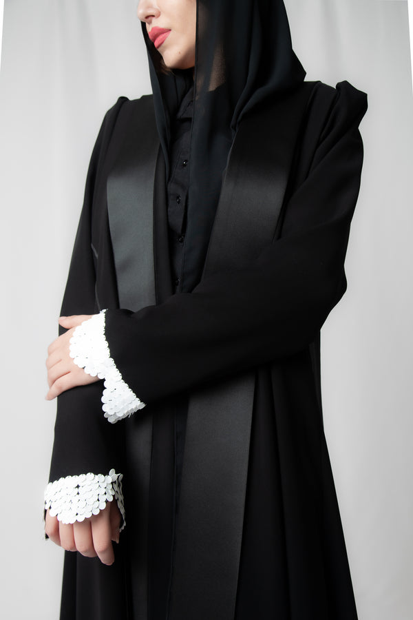 SR-AU24BDA-ESRE032 COLLAR WHITE SEQUENCE