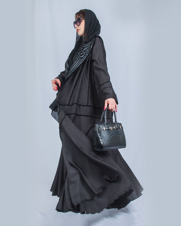 COLLAR IN VELVET RUFFLES